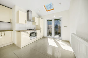 Kitchen Breakfast Room- click for photo gallery